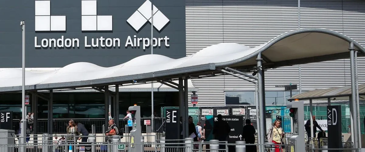 Ryanair LTN Terminal - London Luton Airport