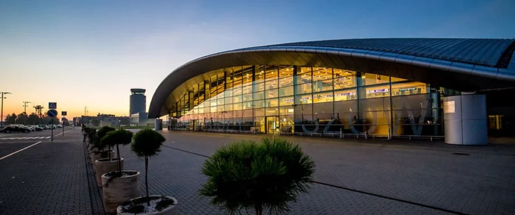 Ryanair RZE Terminal - Rzeszów-Jasionka Airport