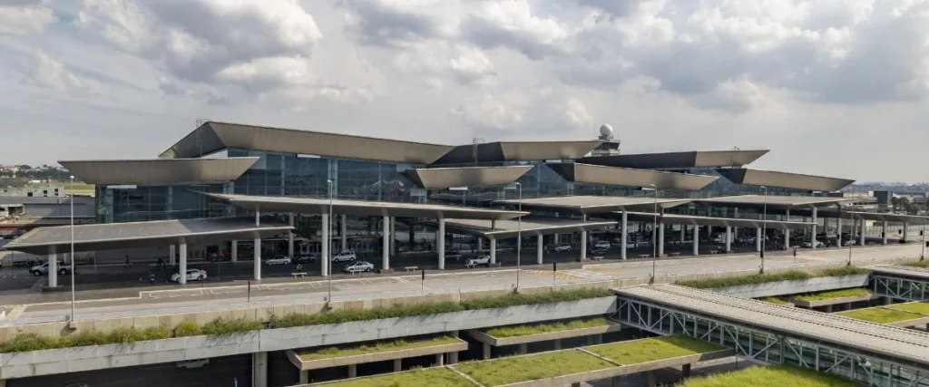 São PauloGuarulhos–Governor André Franco Montoro International Airport